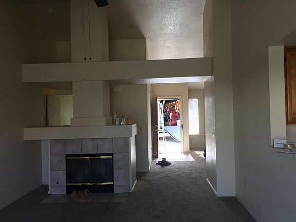 3rd image of 3943 Clydesdale Ln