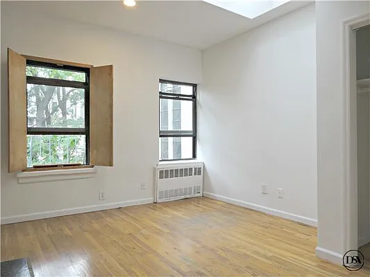 Rented by DSA Realty | media 22