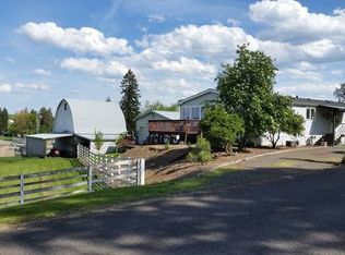 511 Walnut St, Nezperce, ID 83543