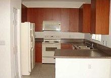 2nd image of 640 NE 21st Ave