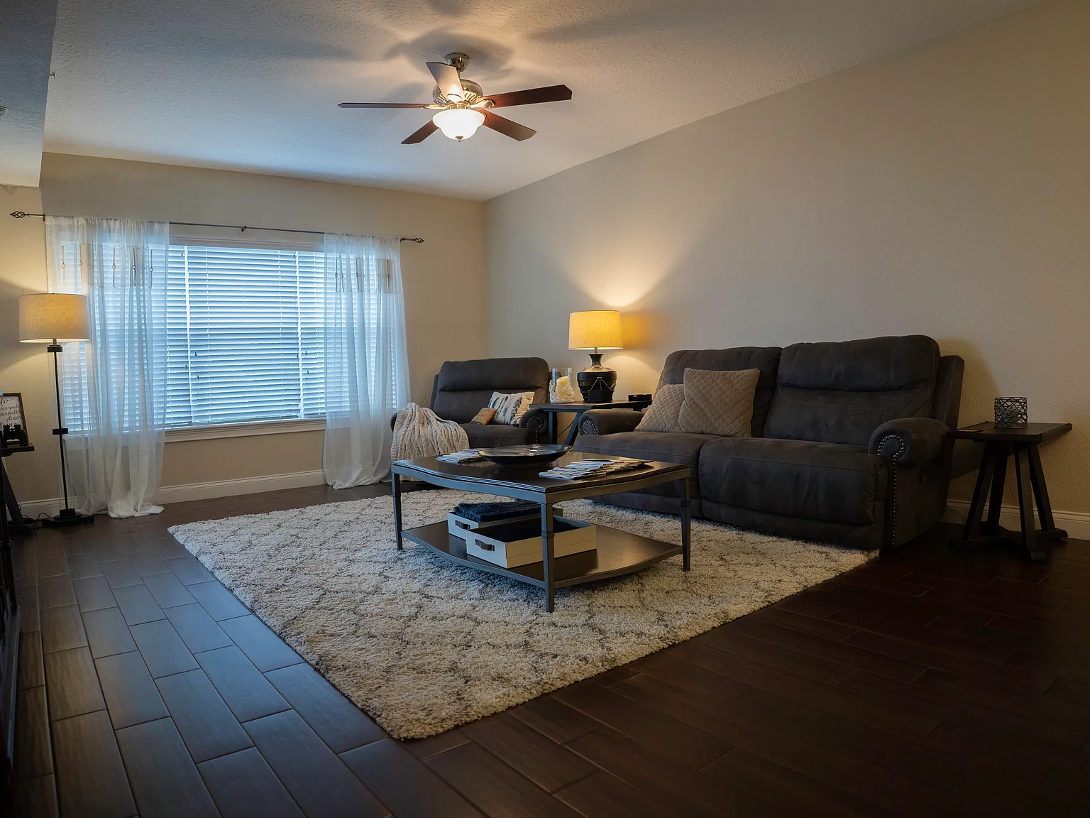 2 bed, 1627 sqft, $3,150 — Photo 3