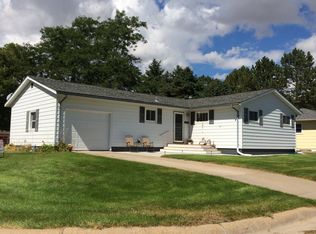 404 W 5th St, Oshkosh, NE 69154