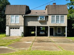 14104 W El Bonito Dr, Ocean Springs, MS 39564