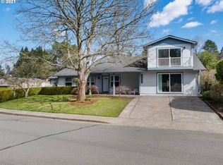 13730 SW Fairview Ct, Tigard, OR 97223