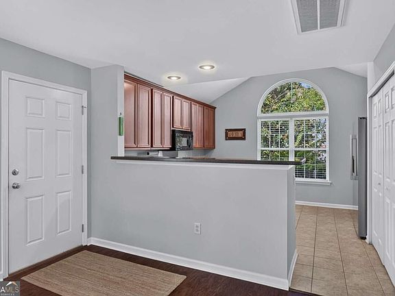 4th image of 254 Opus Ct