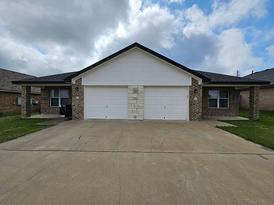1st image of 2604 Seabiscuit Dr #A/b