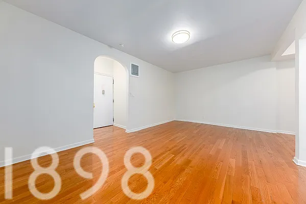 Rented by A&E Real Estate Management | media 2