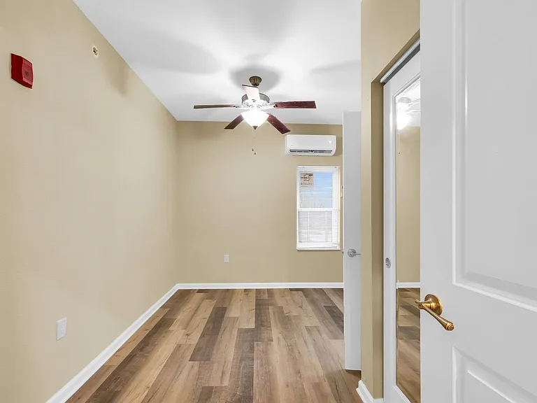 Copper View Apartments — Photo 31