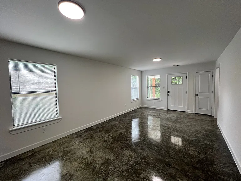 932 Eyers Rd — Photo 9