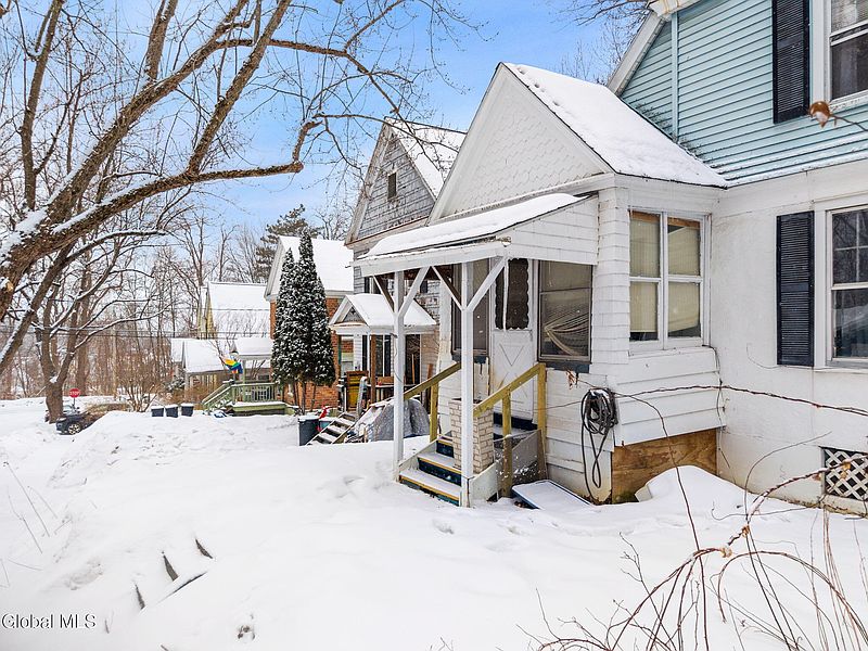 4th image of 12 Harrison Avenue