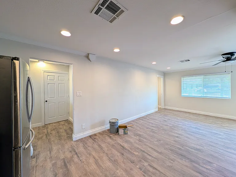 13208 W Tuckey Ln — Photo 53