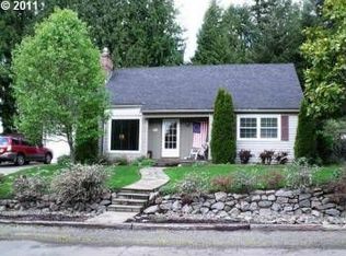 7845 SW Walnut Ln, Portland, OR 97225