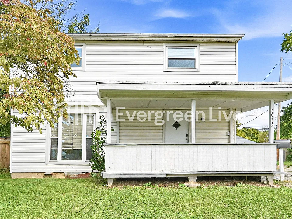 5078 Albany Dr