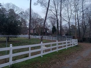 5835 Whispering Pines Cir SW, Mableton, GA 30126