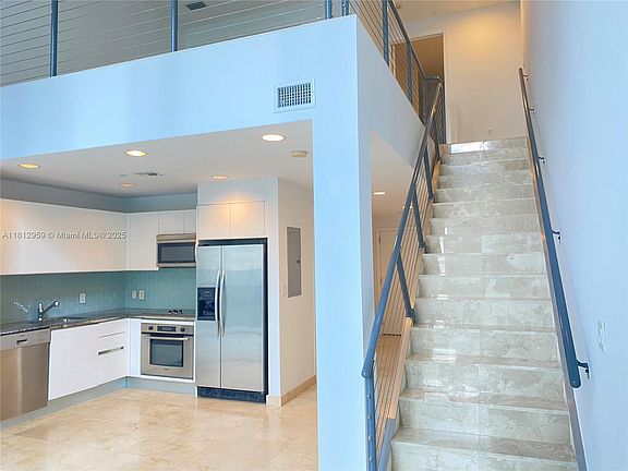 2nd image of 1060 Brickell Ave APT 1009