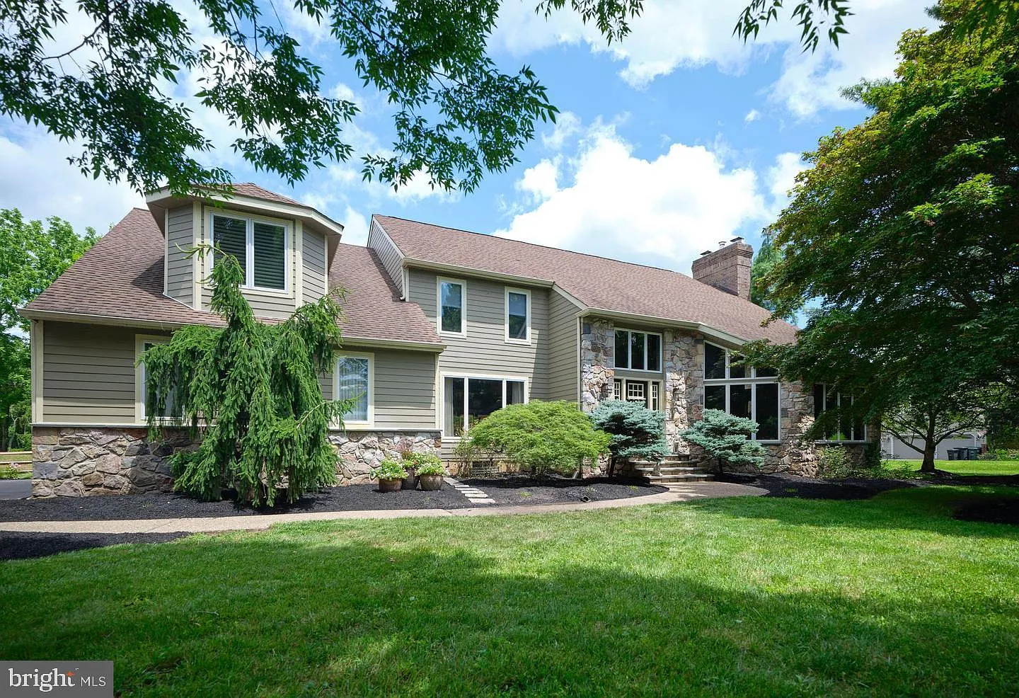 9 Skyview Dr photo 1