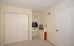 35 Heron Park Pl #4 — Photo 19