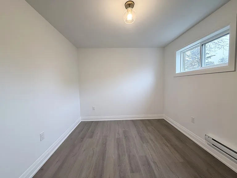 184 Ottawa St S #3 — Photo 24