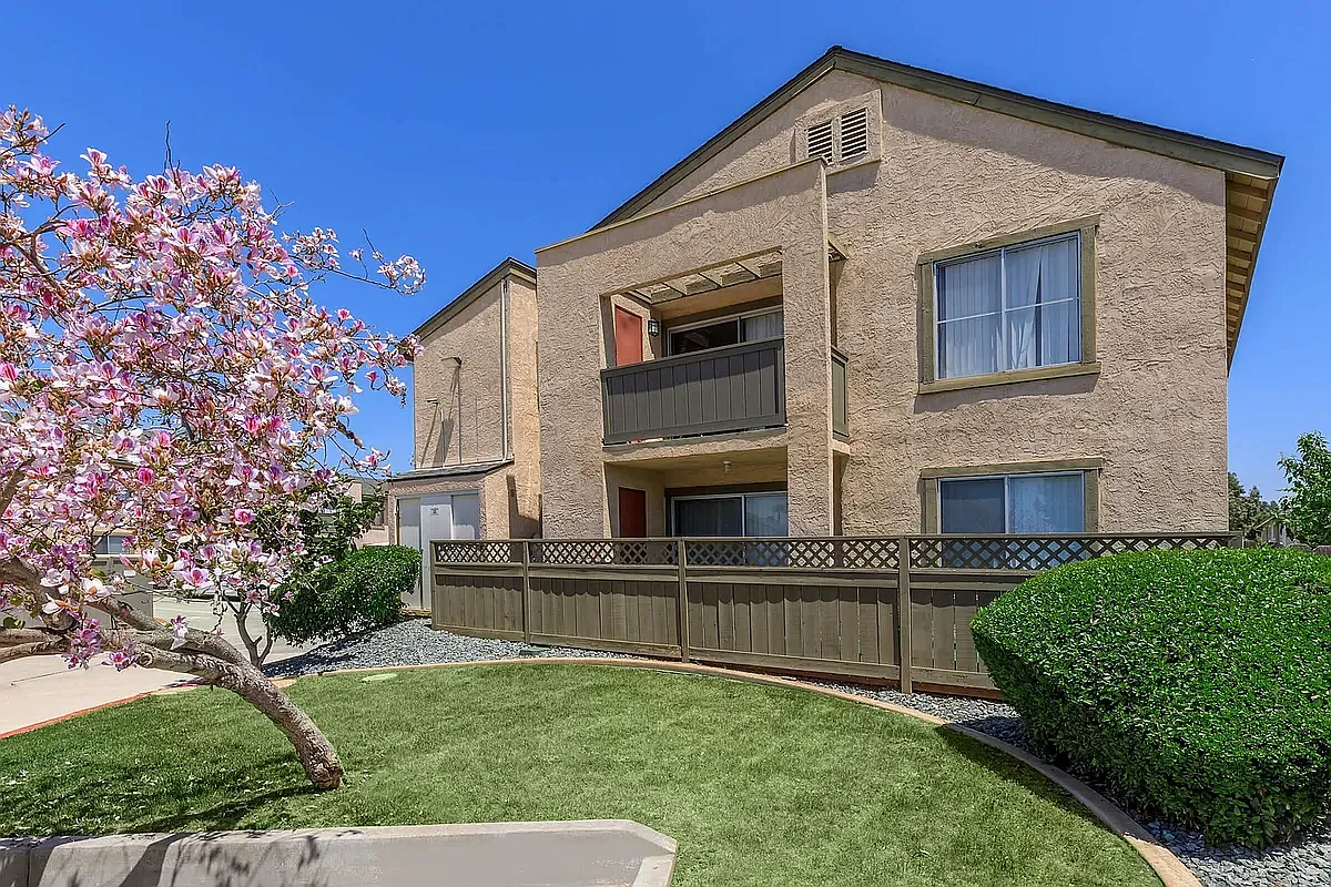 Montebello Villas — Photo 2