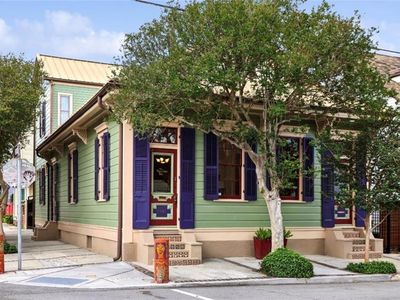 2001 Dauphine St, New Orleans, LA, 70116