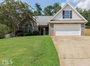 177 Calico Loop, Grantville, GA 30220