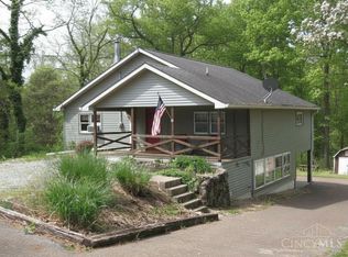 6946 Mountain View Dr, Hillsboro, OH 45133