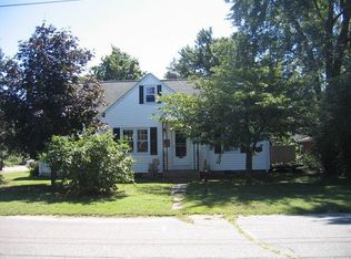 61 Mount Royal St, Chicopee, MA 01020