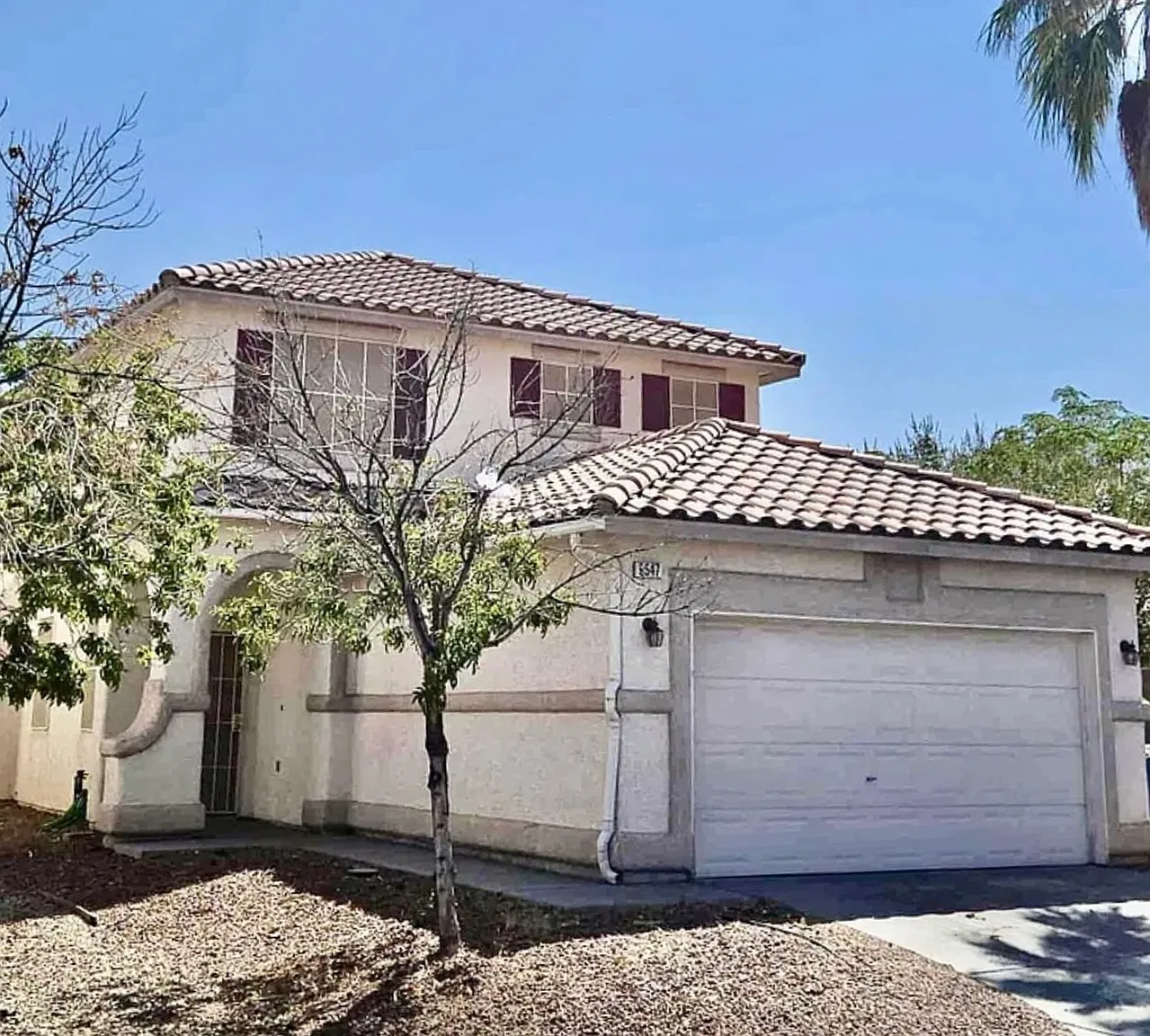 4 bed, 1732 sqft, $2,195 — Photo 1