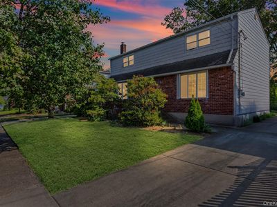 1241 G Street, Valley Stream, NY, 11580