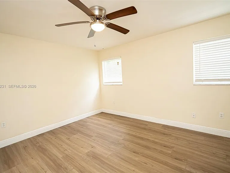 5613 Pierce St #1 — Photo 19