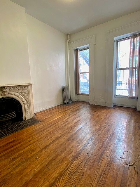 1st image of 118 E 31st St #2B