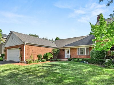 7 Douglas Dr, Sugar Grove, IL, 60554