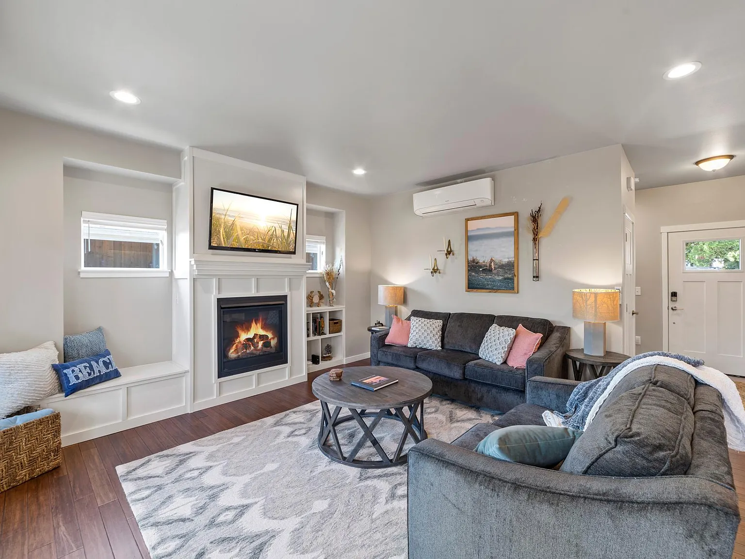 5063 Fern St — Photo 3
