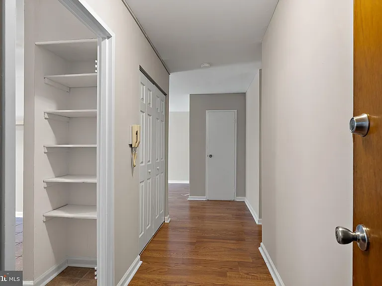 200 Campbell Cir #E-14 — Photo 2