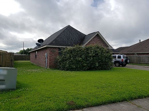3rd image of 12 Tuscany Dr