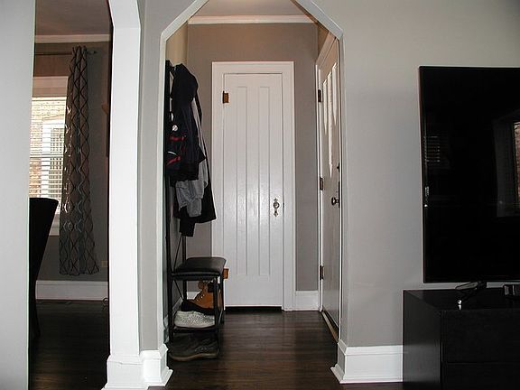 4th image of 4311 N Ozark Ave