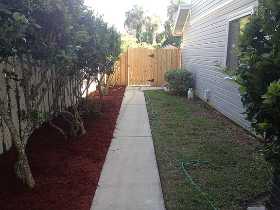 5th image of 628 11th Ave S