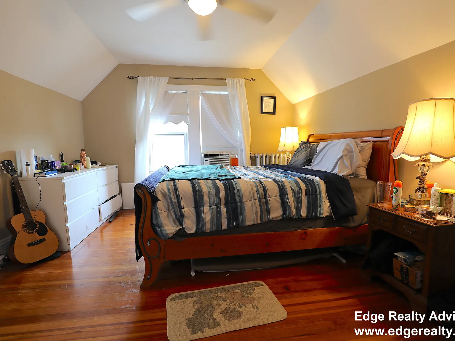 3 bed, 1200 sqft, $3,600 — Photo 4