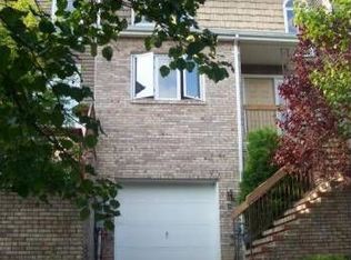 26 Edgefield Dr, Morris Plains, NJ 07950