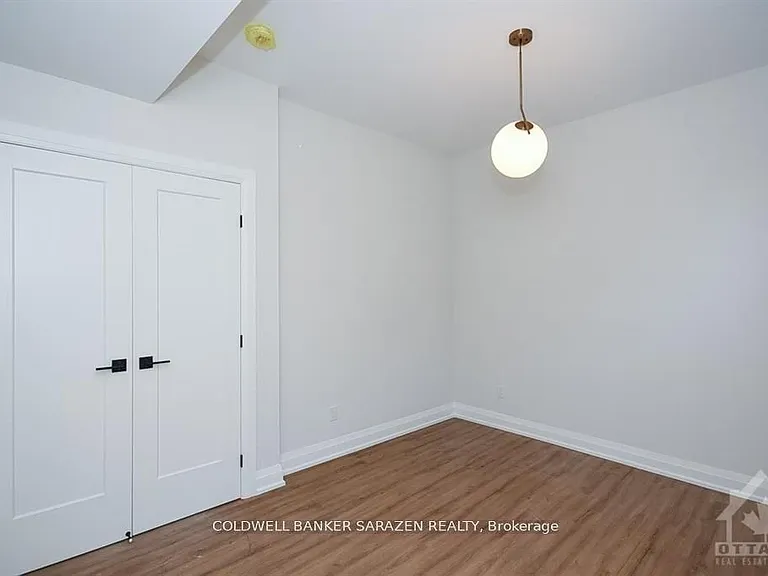 15 Monk St #2 — Photo 12