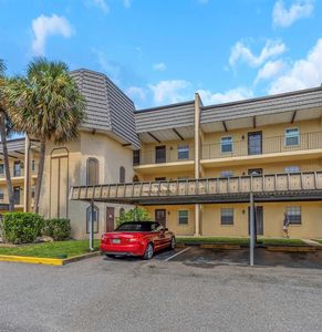 8699 Bardmoor Blvd APT 304, Seminole, FL, 33777
