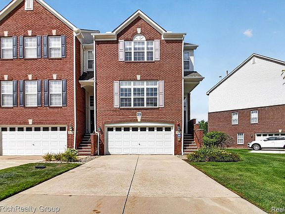 2nd image of 502 Cherry Orchard Rd