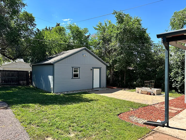 2633 S Race St — Photo 7