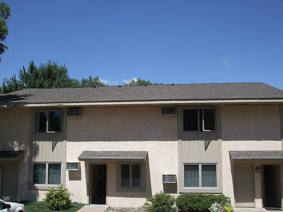 2nd image of 4747 W 124th St