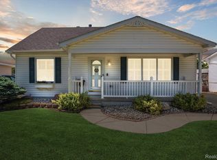 675 Toll St, Monroe, MI 48162