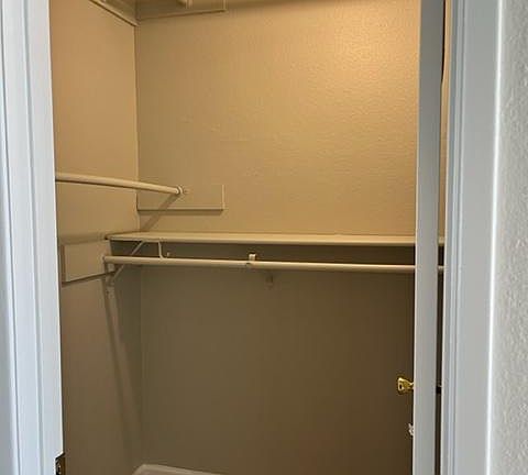 Walk-in closet