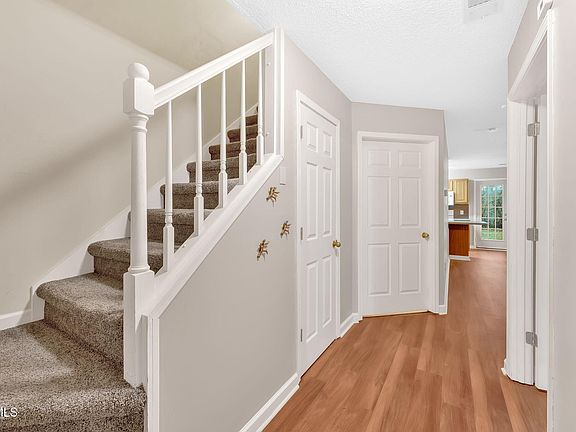 2nd image of 501 Milton Ct #501