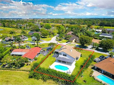 10210 E Calusa Club Dr, Miami, FL, 33186