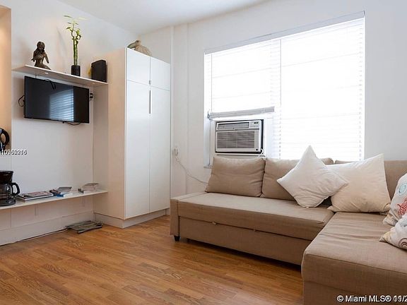 2nd image of 3025 Indian Creek Dr APT 201