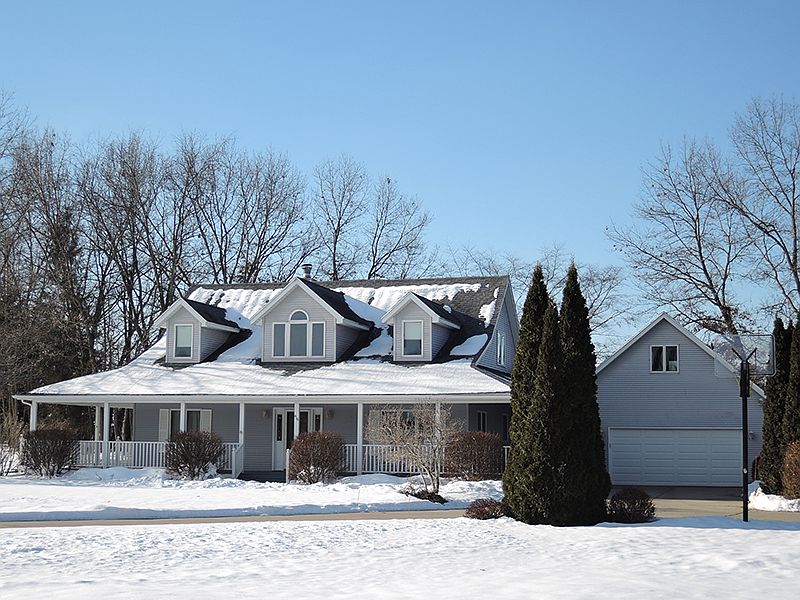 1st image of 418 Walden Dr